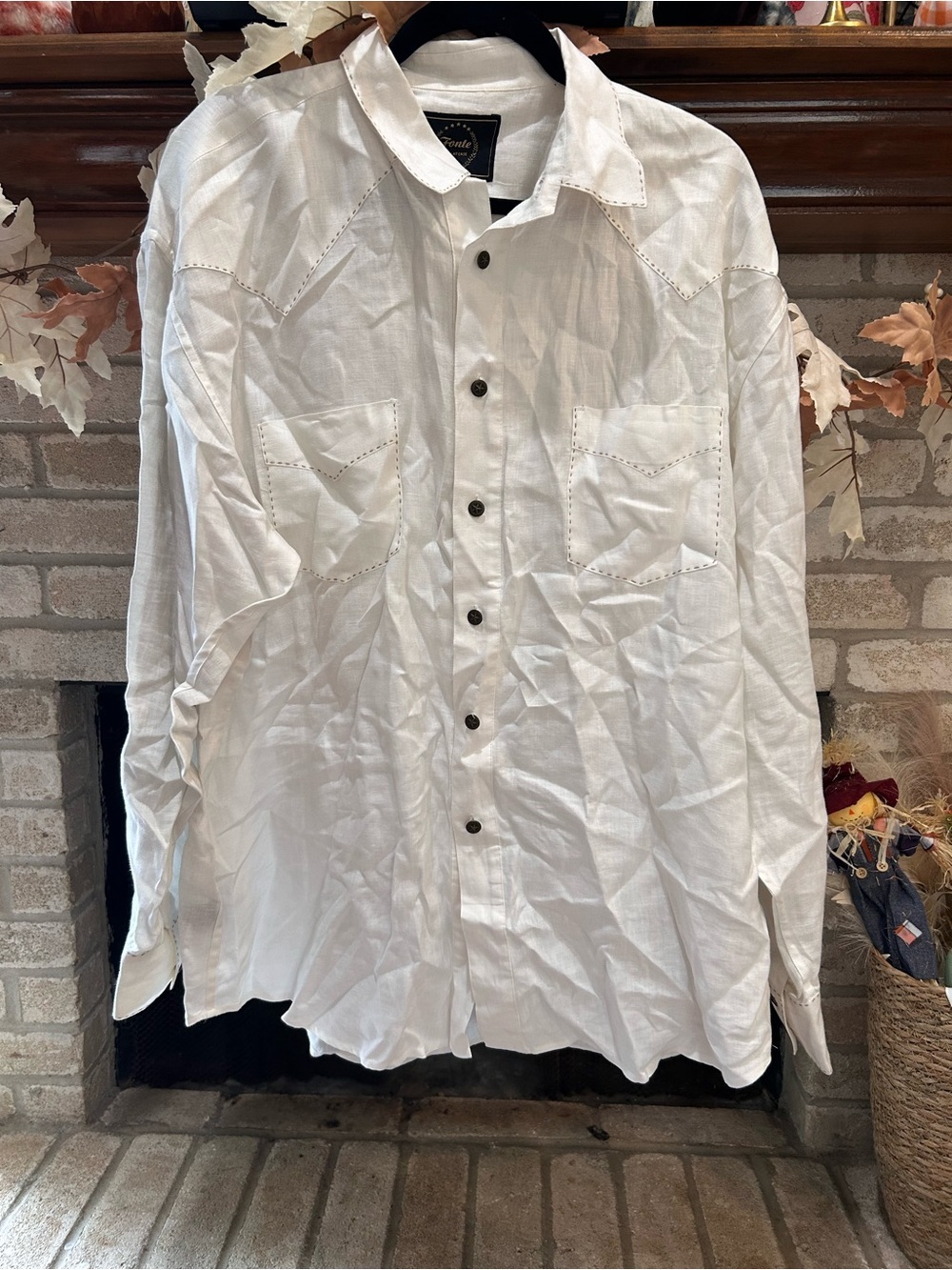 Classic White Men's Button-Down Shirt - Casual Western Style EUC